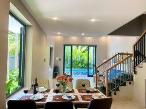 bậc nhất trung tâm hải châu - biệt thự tropical villa mini lô góc hai mặt tiền, hồ bơi, doanh thu