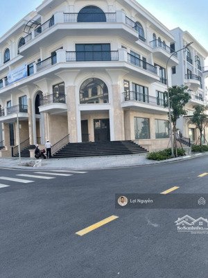 căn góc 2 mặt tiền 10x20 kết cấu 1 hầm 3 tầng, vị trí đẹp tại kđt vạn phúc giá thuê chỉ 50tr/tháng