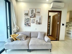 chính chủ bán gấp căn 2pn full nội thất q7 saigon riverside chỉ 3.69 tỷ bao thuế phí. lh 