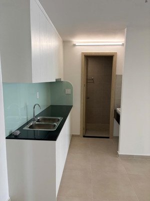 chính chủ cho thuê căn 62,13m2. có rèm+ máy lạnh. giá 6 triệu/tháng