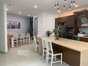 cho thuê căn hộ 30m2 full đồ, nhà thang máy, 294 kim mã