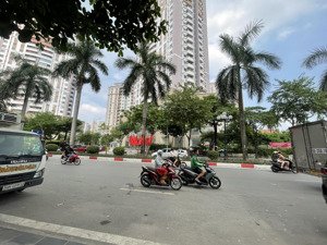 cho thuê np tại tân mai, 120 triệu, 600m2, view đẹp