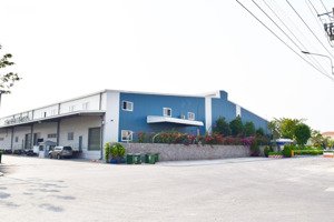 nhà xưởng 1400m2 trong kcn hoà cầm, sẵn pccc tự động, cho thuê giá tốt chỉ 52 nghìn/m2/th