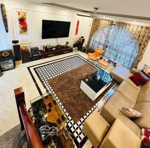 chính chủ cần bán nhà phố thạch bàn- long biên- tặng full đồ- ô tô đỗ cửa- view sông hồng