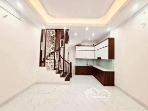 ô tô qua cổng - trương định - 32m2 - 5t - 7tỷ(ctl) - khu dân trí - nhà nhìn ra đường lớn