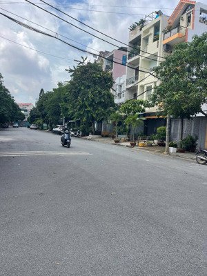 bán nhà hẻm 20m tân sơn nhì 4x21 4 tấm mới đẹp