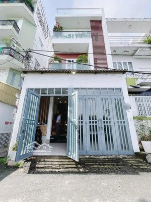 nhà mặt tiền-4 tầng -xe hơi ngủ trong- huỳnh tấn phát, q7- chỉ 7.x tỷ