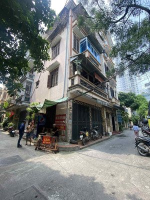 siêu phẩm! hàng xóm vincom nguyễn chí thanh, 50m2x4tầng, mt 6m, lô góc ôtô tránh, kinh doanh vô đối