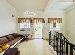 nhà mặt tiền ngay huỳnh văn bánh, phú nhuận . dt 4x14m, 3 tấm. giá chỉ 9,5 tỷ