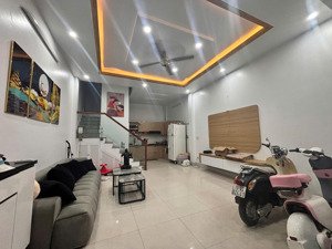 cho thuê nhà đẹp cửa rẻ tại văn cao