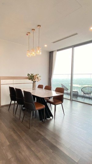 bán căn hộ vườn xuân 71 nguyễn chí thanh, 3pn, 2wc, full đồ mới 100%, tầng cao, view hồ