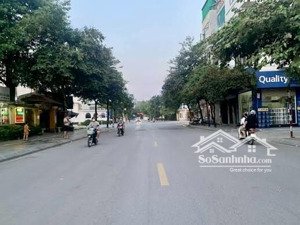 việt hưng mặt phố, vỉa hè 4 làn xe, kinh doanh ngày đêm.