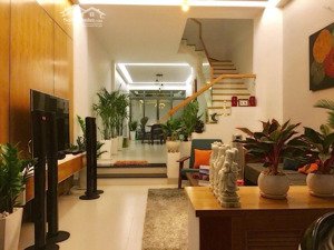 bán nhà đường 30 phường linh đông - hxh 4 tầng 80m2 4x20 - giá tốt 8.3 tỷ