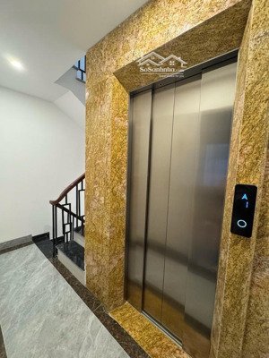 nhà đẹp phố yên hoà 7 tầng thang máy 9,9tỷ