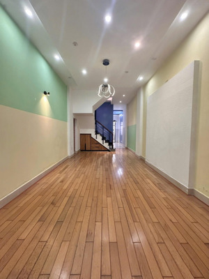 cho thuê nhà lầu rộng mặt tiền võ thị sáu ninh kiều thuận tiện ở kinh doanh đa nghành nghề