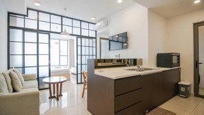 tresor q4 giá rẻ 24tr 3pn 2wc 90m2 nhà đẹp - đang trống em hải