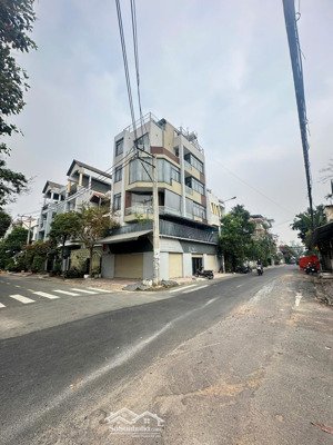 mt lê cao langc 4x15 đúc lửng giá 8.5 tỷ