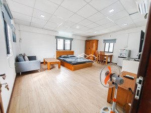 phòng studio 40m2 cửa sổ to giá 6,2tr, cách cầu thị nghè q1 1km