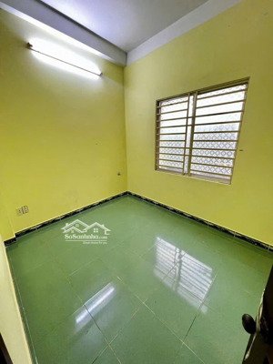 bán nhà hxt âu cơ thông ra ni sư huỳnh liên, nhà kiên cố, nở hậu