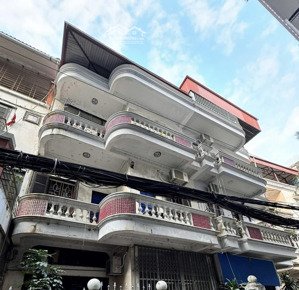 bán nhà 4tầng cũ ngõ ô tô phố đội nhân-ô tô vào nhà - giá rẻ nhất khu vực - xây ccmn đẹp - ngõ ô tô