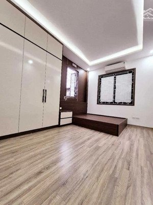 nhà siêu nét sát trung tâm bệnh viện lớn trường học đi lại thuận lợi