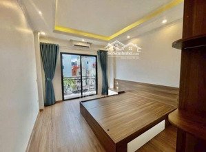 siêu phẩm nhà 5 tầng pnố yên bệ hoài đức hà nội lô góc ô tô vào kinh doanh sổ đỏ giá 5, 2 tỷ