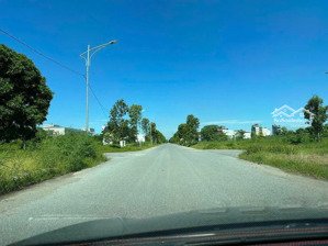 tôi cần chuyển đổi nên bán gấp một lô liền kề đường 20.5m giảm giá cho ai chốt sớm, lh: 