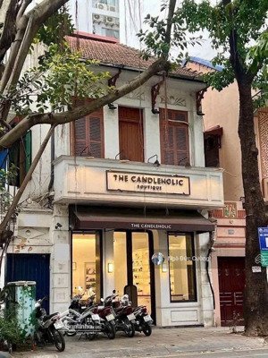 cho thuê mbkd bà triệu 160m, mt 6m, trung tâm sầm uất hợp thời trang, spa 