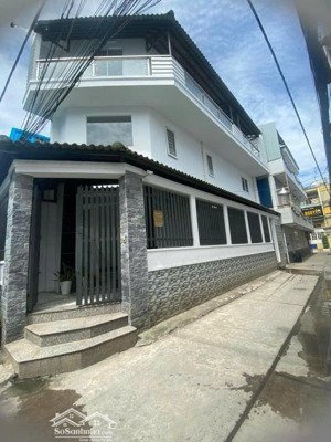 cần bán nhà góc 2 mặt tiền hẻm 45/ lê cơ, an lạc, bình tân - nhà rộng rãi thoáng mát