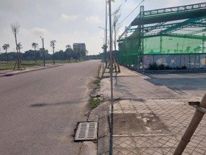 bán nr yên mỹ, 112 triệu/m2, 40m2, 2pn, 2wc, đẹp mê ly, q. thanh trì, hn, 15m ra đường chính