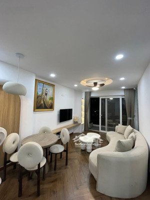 e bán gấp căn hộ siêu đẹp hiệp thành buiidng đủ nội thất 81 m 2 pn 2 wc