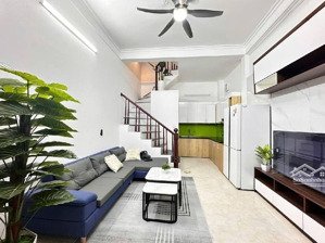 cầu giấy - nhà đẹp ở ngay 25m, mt4m full nội thất. ngay sát phố, cách oto 10m
giá 8.8 tỷ