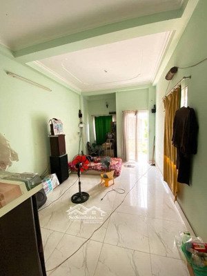 lô góc hẻm xe hơi tôn thất thuyết q.4