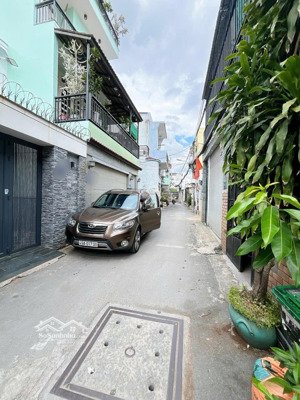 hẻm 6m thông đường tân kỳ tân quý, quận tân phú. dt: 6,3x18met - gần aeon mall, khu dân cư an ninh.