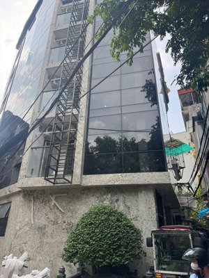 bán tòa căn hộ dịch vụ yên hòa, cầu giấy 7 tầng, 31 căn, dòng tiền 170tr/th. 111m2, mt 6m, 2 thoáng