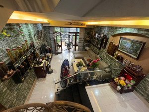 biệt thự hxh 4.5m tận cửa khu đh giao thông vận tải, dt 5(5.35)x22m, kcx 3tst, chỉ 17.9 tỷ