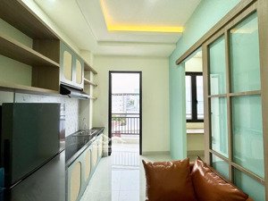 cc mini 1 phòng ngủ ban công - máy giặt riêng - tm gần trục phạm văn đồng thuận tiện đến sân bay