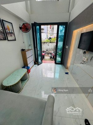 giảm ngay 1 tỷ - bán gấp nhà hẻm xe hơi đường lê quang định