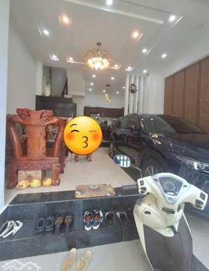 bán nhà 4 tầng, trung tâm q7, đường 6m, ô tô vô nhà, ngang 5.5m, giá 7.8 tỷ thương lượng