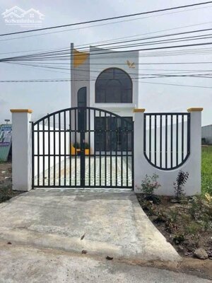 Bán nhanh nhà lầu gần ngay Đại Học Lạc Hồng