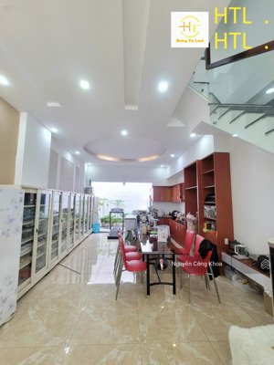 bán nhà 1 trệt 2 lầu hoàn công, ngang 5m, mặt tiền kinh doanh, gần chợ đông đô, p.an phú, thuận an