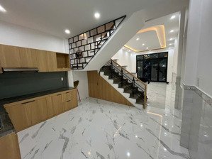 siêu hot: nhà 2 tầng mặt tiền tôn đản đoạn sầm uất nhất giá mềm 5.7 tỷ