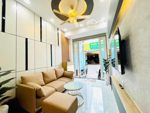 chính chủ bán mặt tiền 55 nguyễn trọng tuyển, phú nhuận, hcm giá 6.48 tỷ