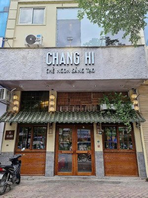 siêu mới.cho thuê mbkd phố nguyễn văn lộc.diện tích 70m2 x 4 tầng,mt 5m,và 20m2 sân vườn,giá 60tr