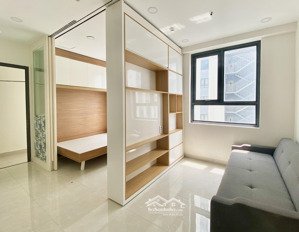 chính chủ bán gấp căn 2pn sài gòn intela giá 1.83 tỷ, tặng nội thất, tầng trung, vào ở liền