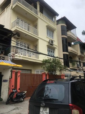 cho thuê nhà nguyên căn ngõ 89 lạc long quân, cầu giấy. dt 90m², 4 tầng, mt 9m, giá chỉ 23tr/th