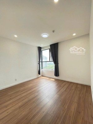 cần bán căn hộ dlusso quận 2, giá 5,4 tỷ căn 2pn dt 69m2, tầng cao, view thoáng