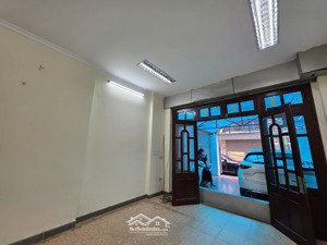 bán nhà phân lô trung kính - quận cầu giấy - hn gara 6 tầng đẹp - 105m2. giá 31.9 tỷ.