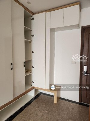 cho thuê căn hộ 2pn, 81m2, 20 triệu vnd, trống 23/10