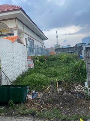 cần thanh lý gấp lô đất ở qui đức, bình chánh 128m2 pháp lí rõ ràng, sổ hồng riêng